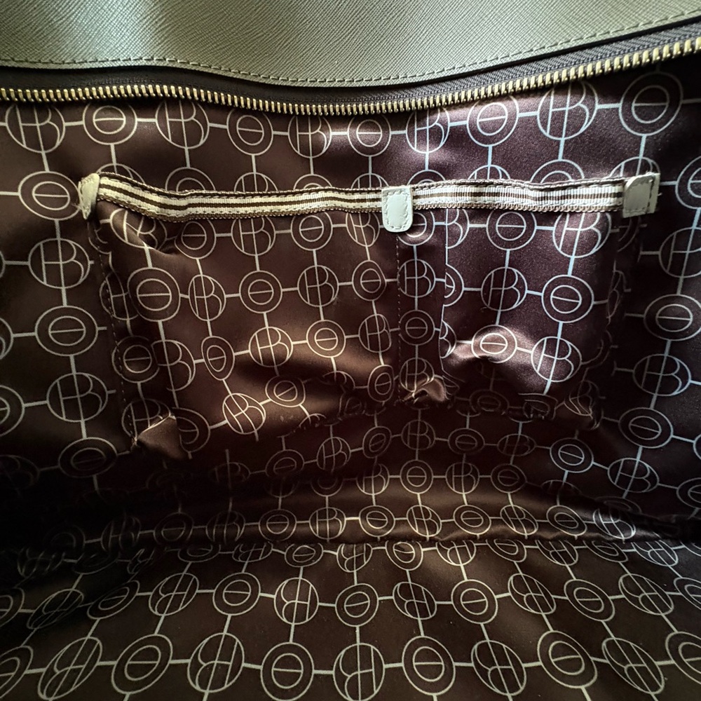 Henri Bendel Olive Khaki Zippered Tote Bag - Picture 10 of 13
